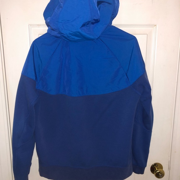 Nike Zipup Jacket - Picture 2 of 3